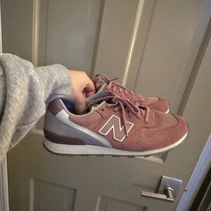 COPY - New balance shoes 696